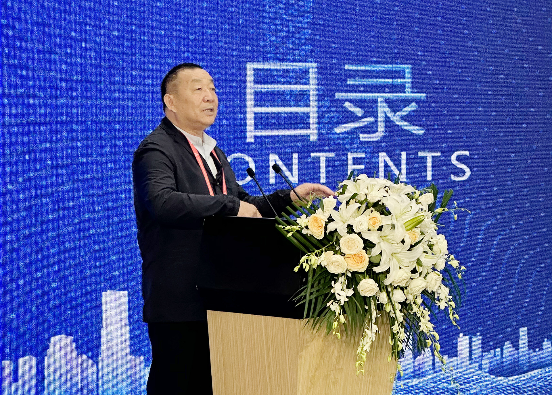 1920-2.jpg 1920-2.jpg