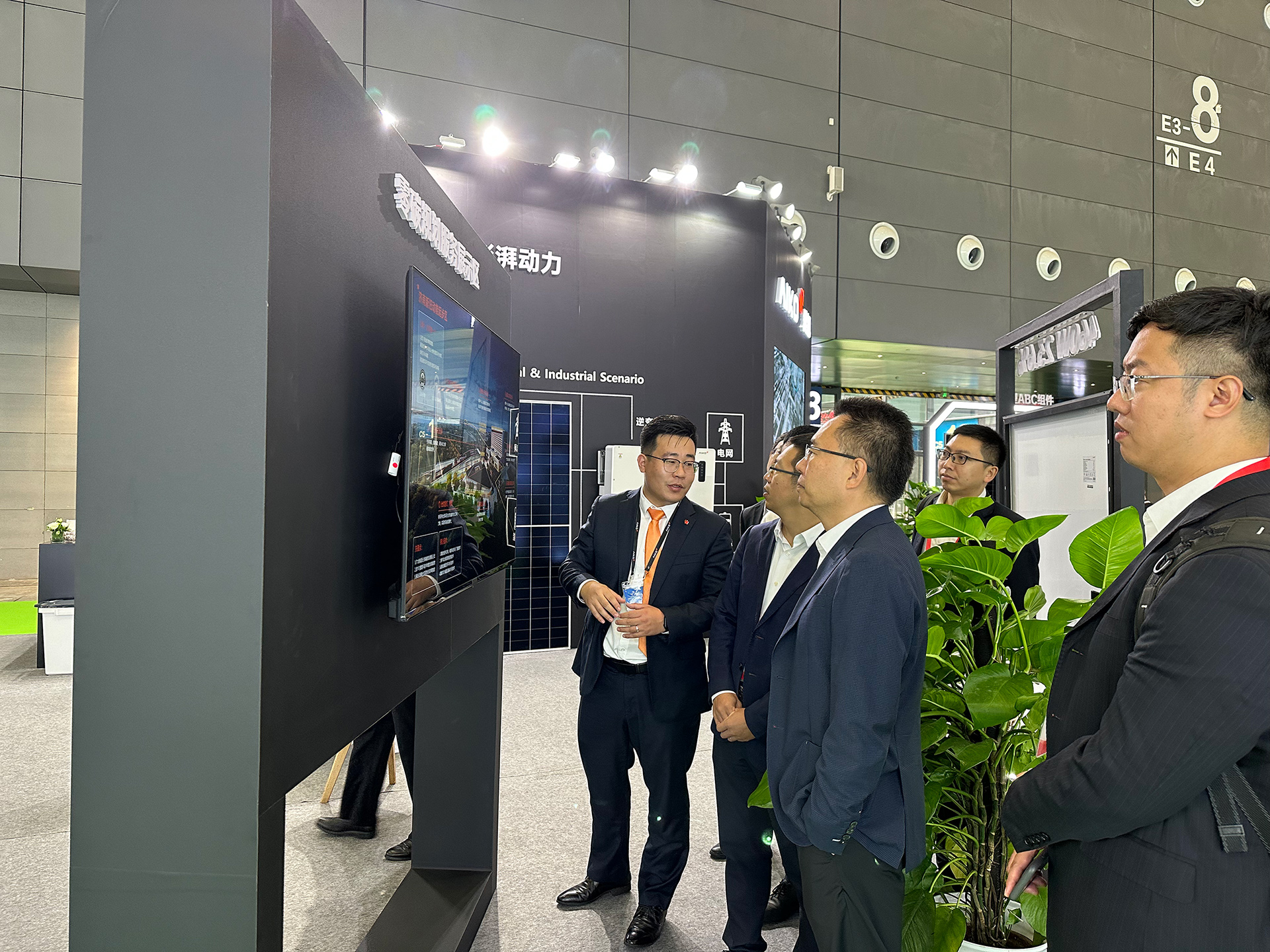 1920-6.jpg 1920-6.jpg