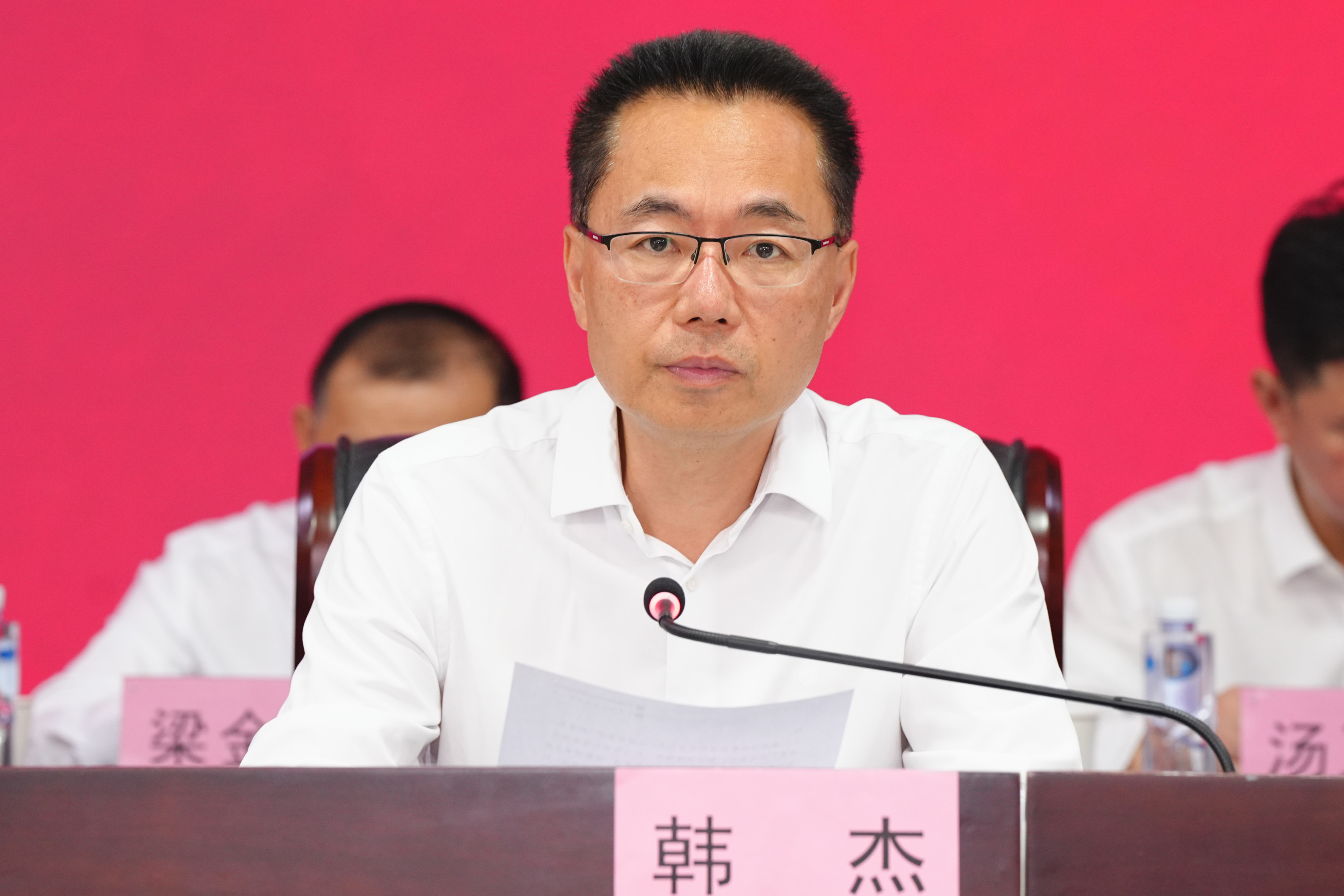 02 韩杰 DSC05860_剪裁.jpg 02 韩杰 DSC05860_剪裁.jpg
