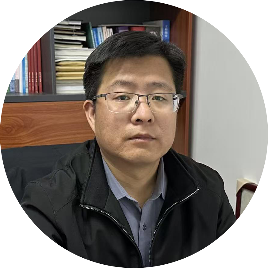 1-张建华肖像 2.png