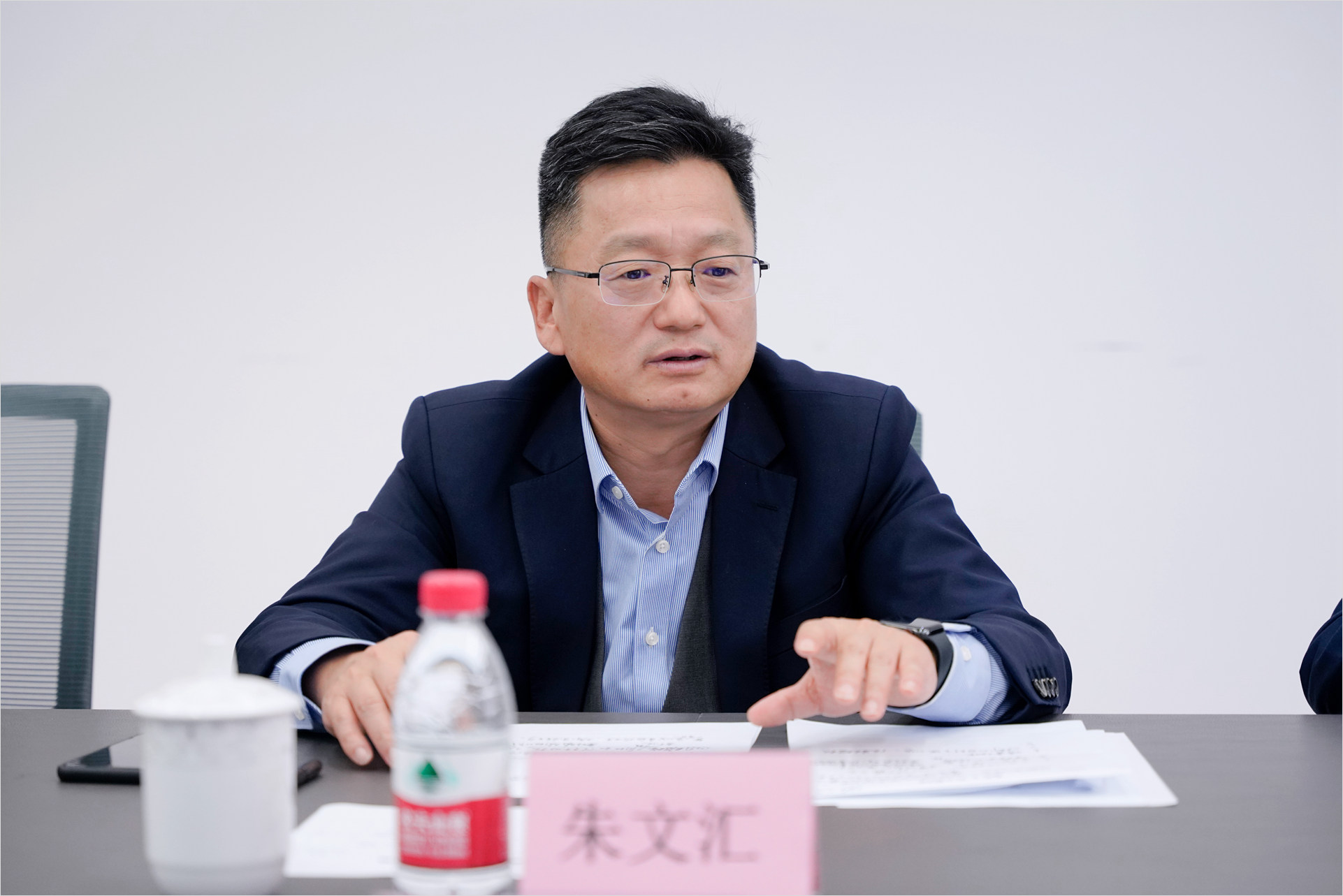 朱文汇赴地下空间直营公司调研指导